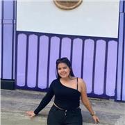 Diseñadora gráfica con 6 años de experiencia. Ofrezco clases online de diseño grafico en los programas corel draw, photoshop e illustrator. Soy una persona muy responsable, amable, paciente, alegre.